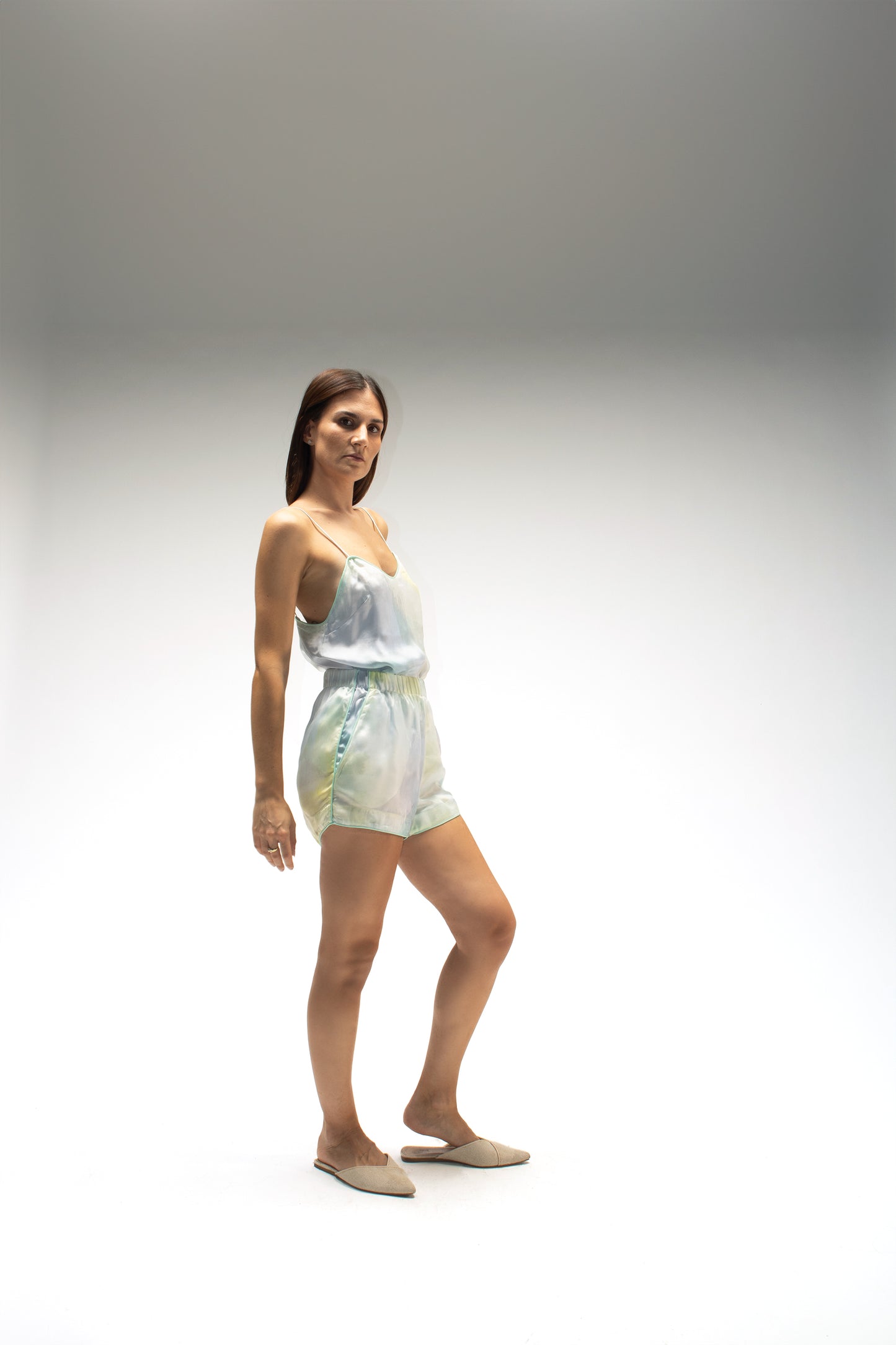 Shorts stampa "Foschia" con elastico e piping a contrasto